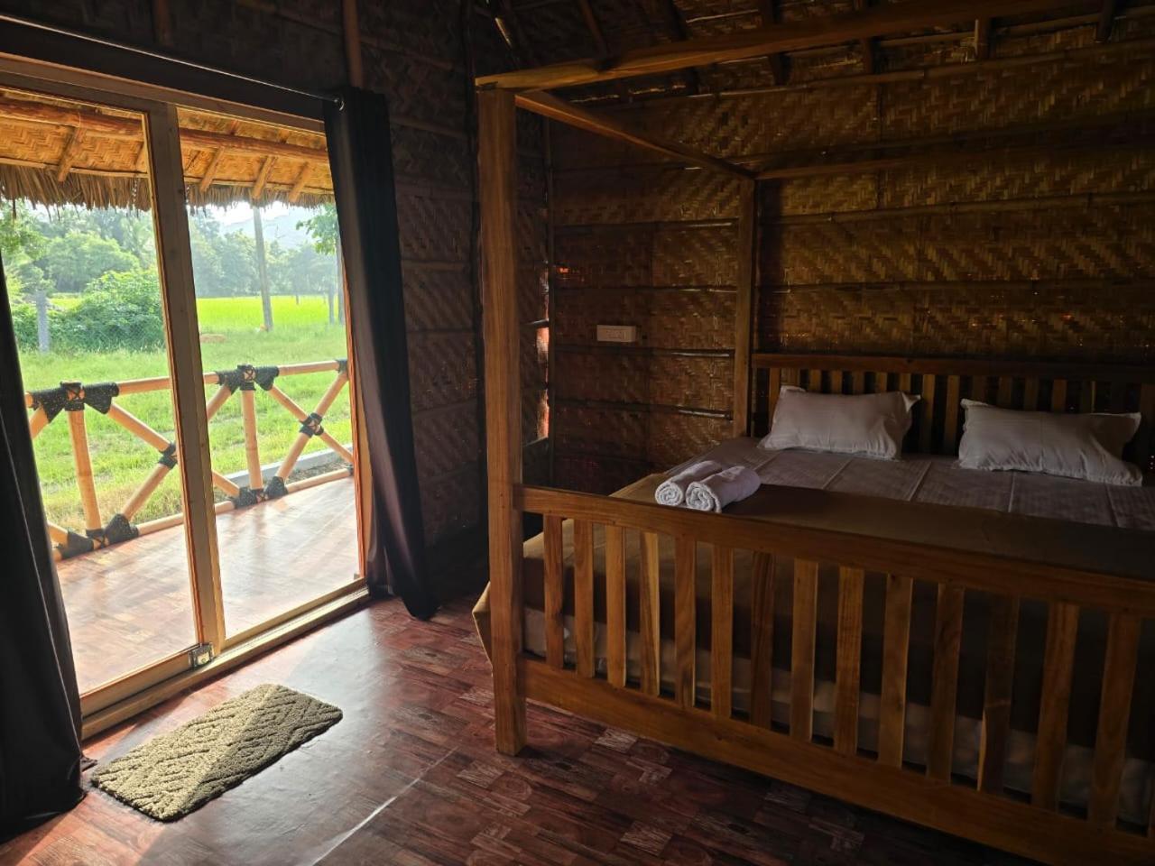 Golden Chariot Resort Хампі Екстер'єр фото